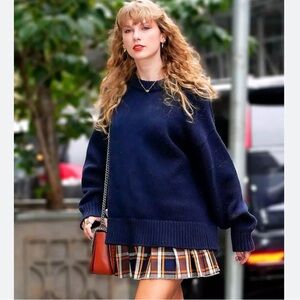 Mother The Fluff & Fold Mini Skirt Denim Women's Size 30 100%Cotton Taylor Swift